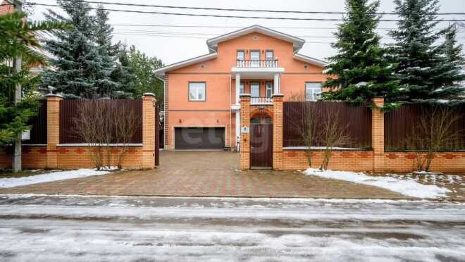 Продается дом за 120 000 000 ₽