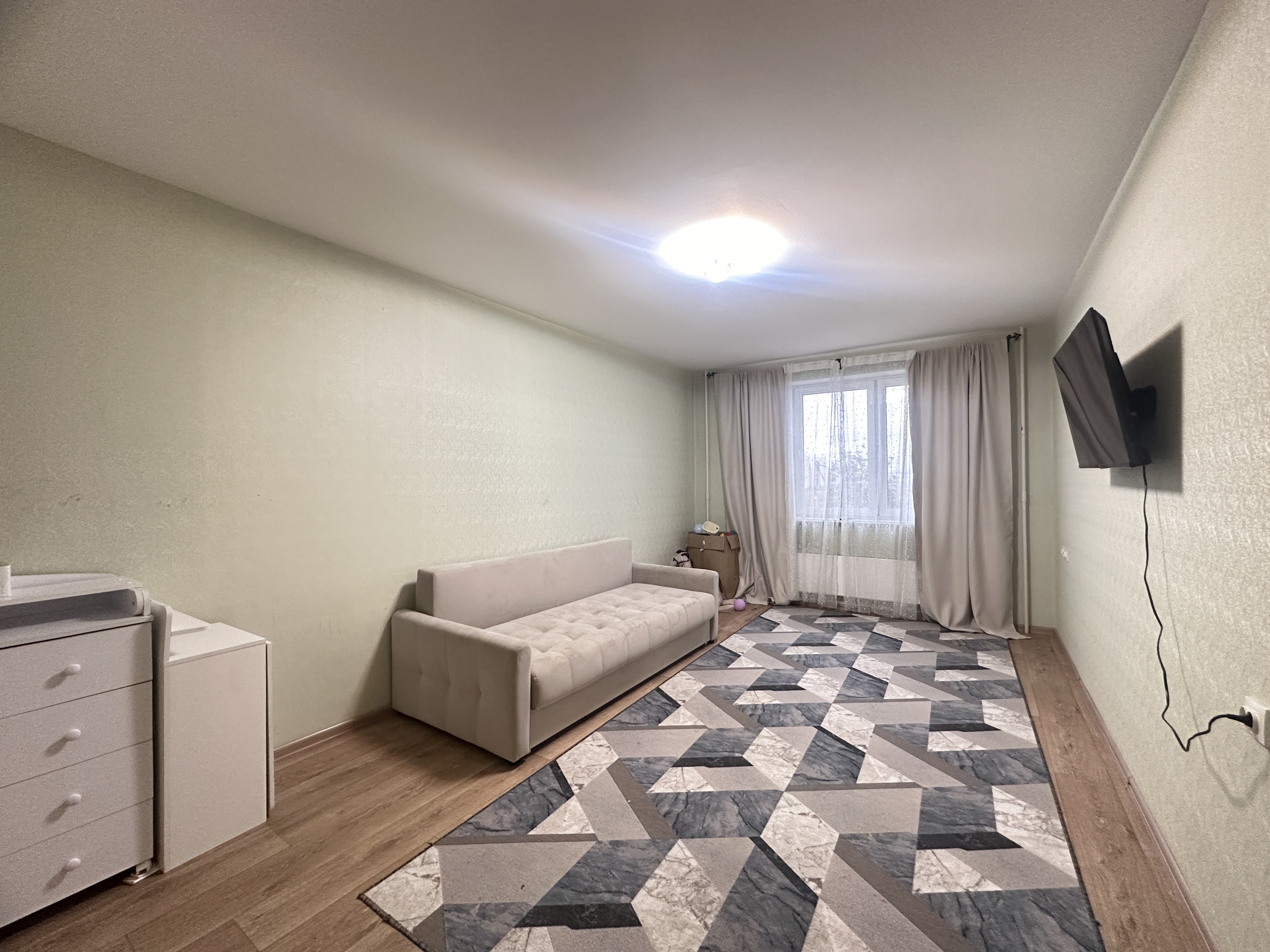 2 комн. квартира, 61.4 м², 2 этаж  (из 25)