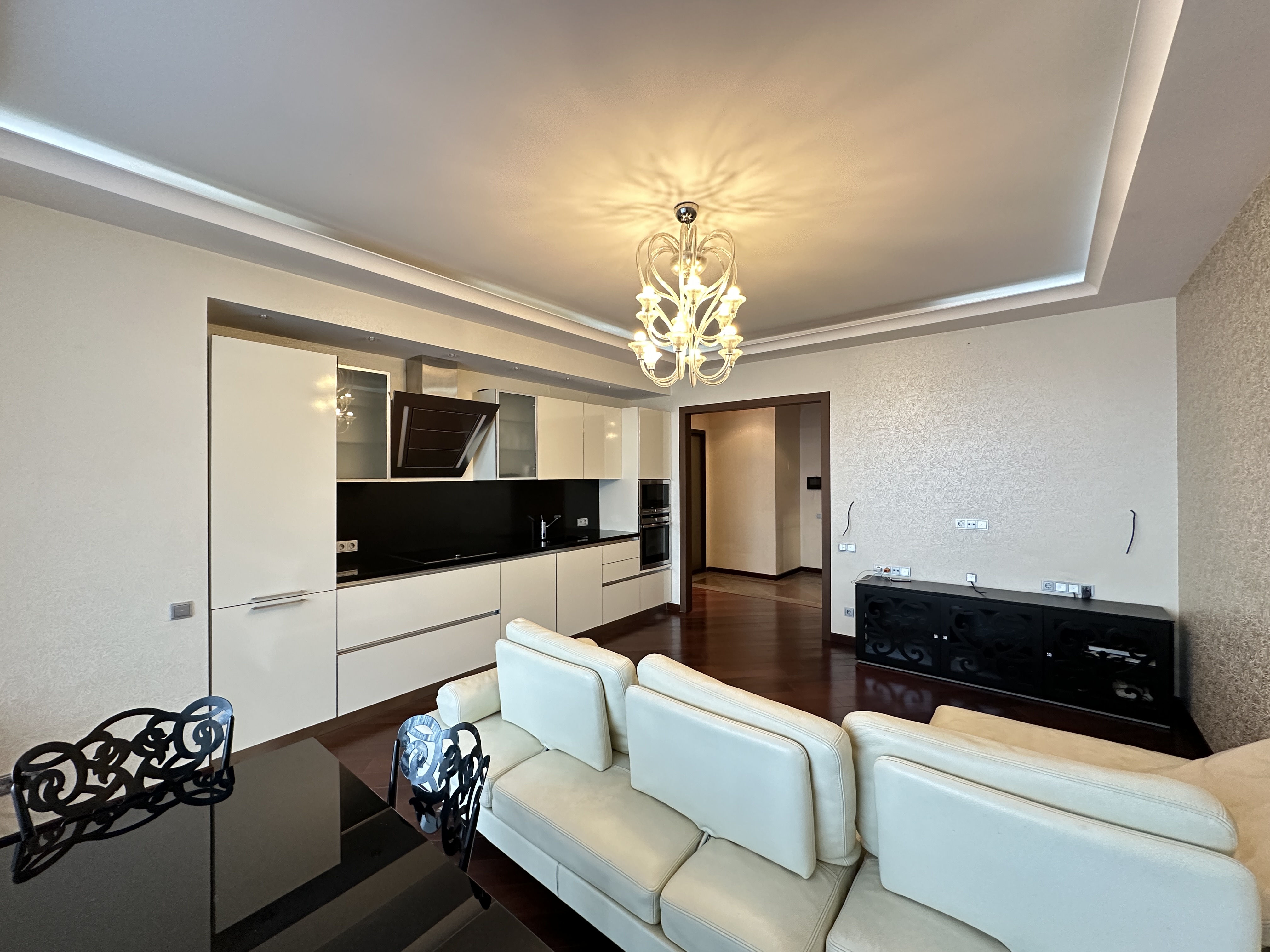 3 комн. квартира, 88 м², 7 этаж  (из 16)