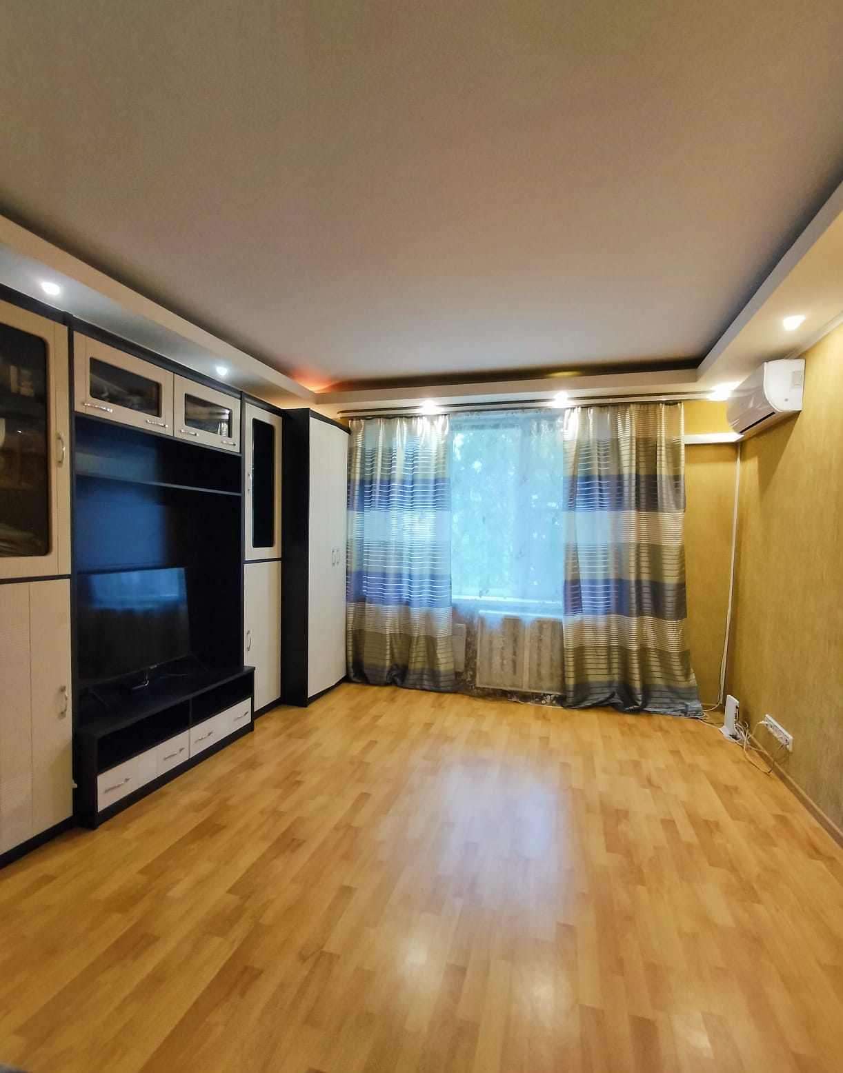 1 комн. квартира, 36 м², 4 этаж  (из 12)