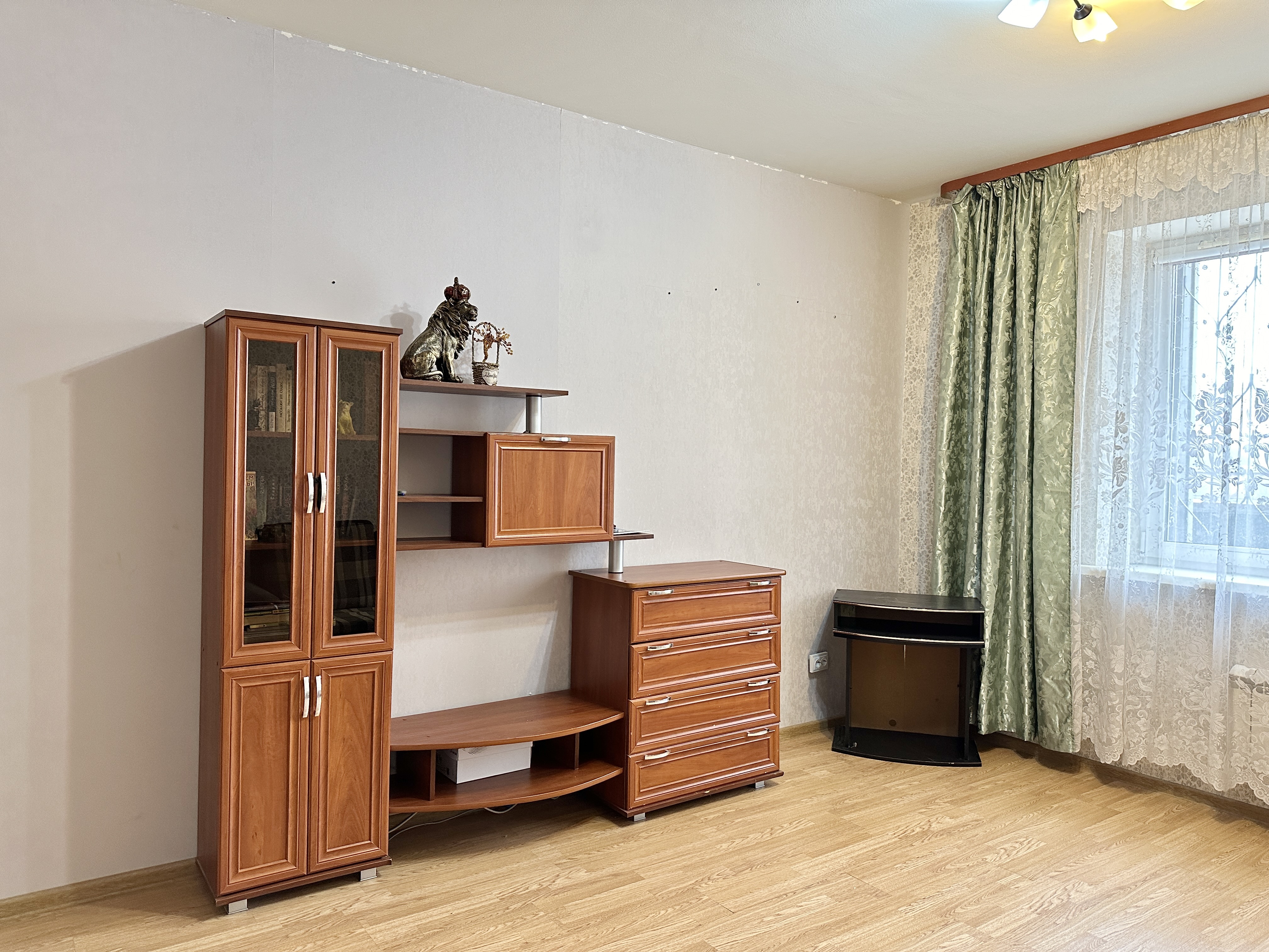 3 комн. квартира, 72.2 м², 2 этаж  (из 23)