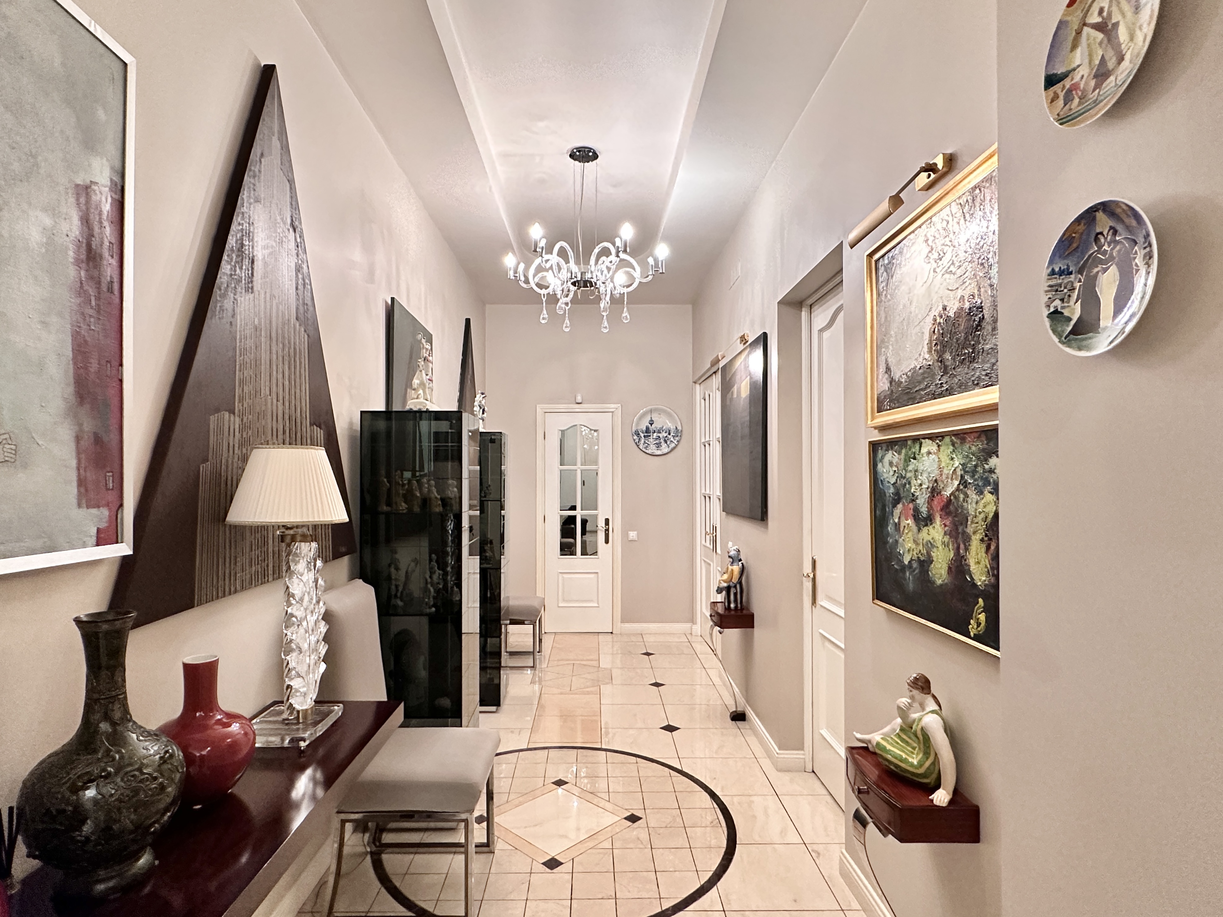 3 комн. квартира, 106.2 м², 4 этаж  (из 6)