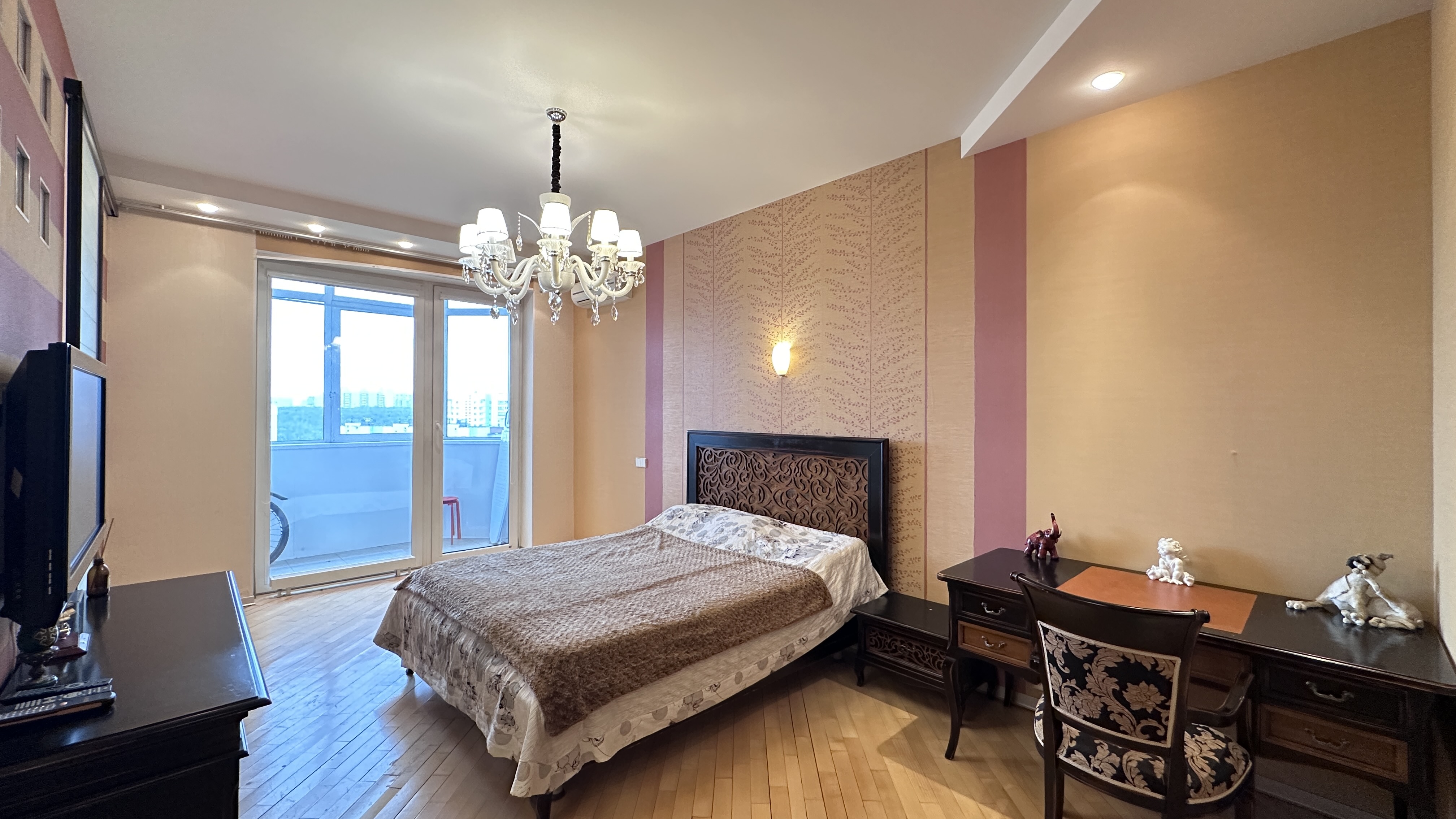 1 комн. квартира, 55.9 м², 15 этаж  (из 17)