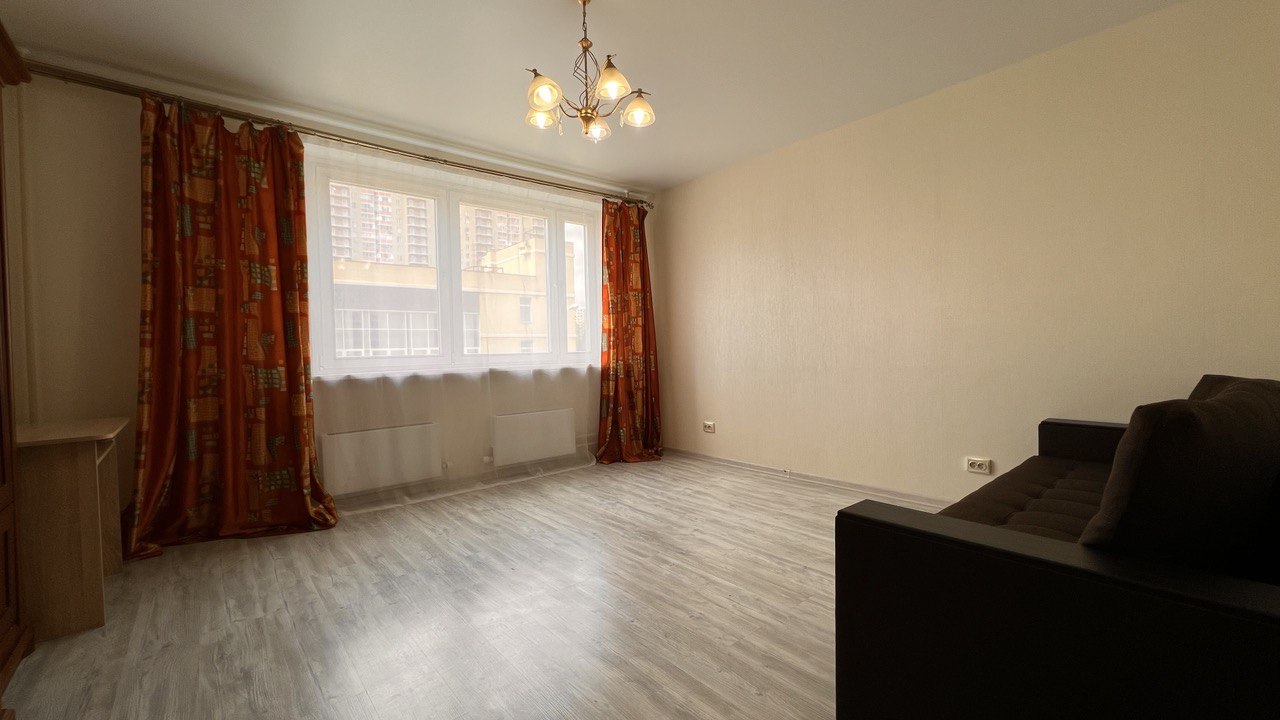 1 комн. квартира, 38.8 м², 3 этаж  (из 19)