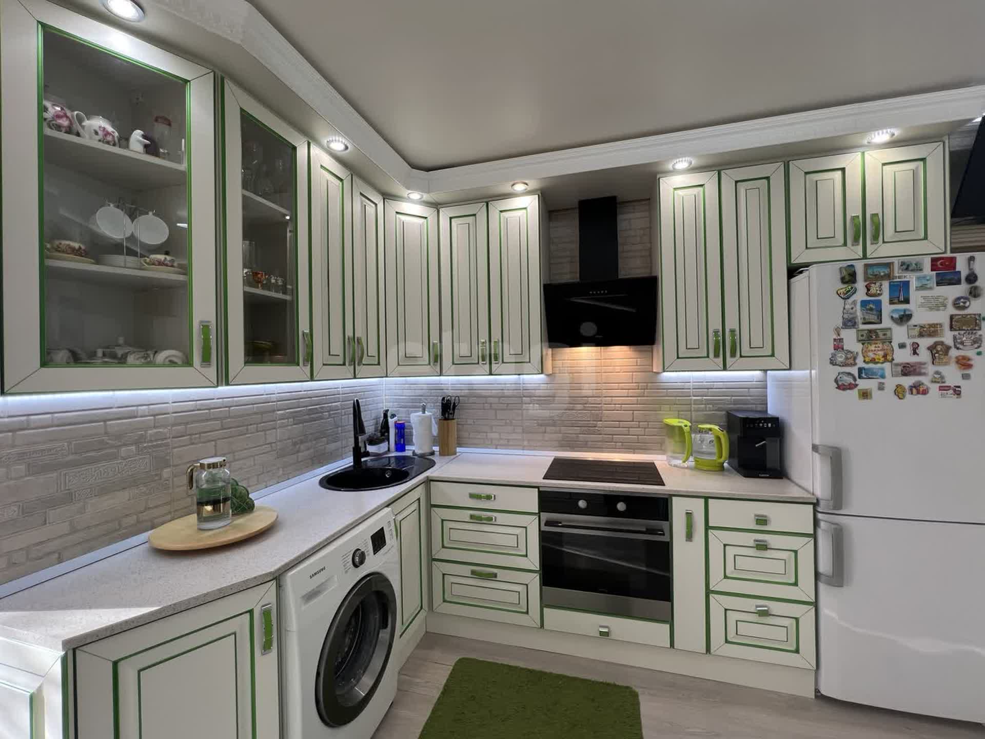 2 комн. квартира, 50 м², 14 этаж 