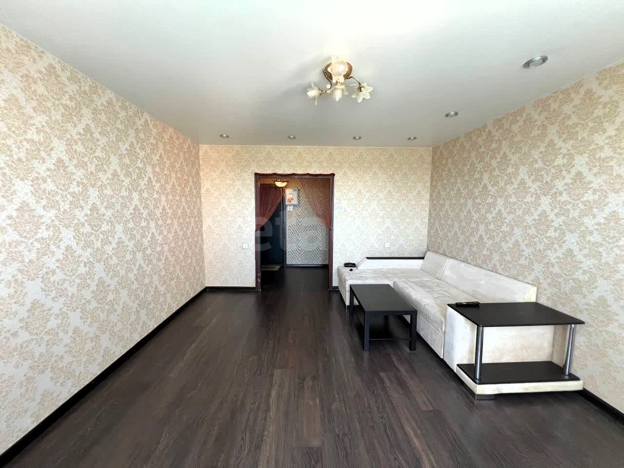 1 комн. квартира, 42.3 м², 14 этаж 
