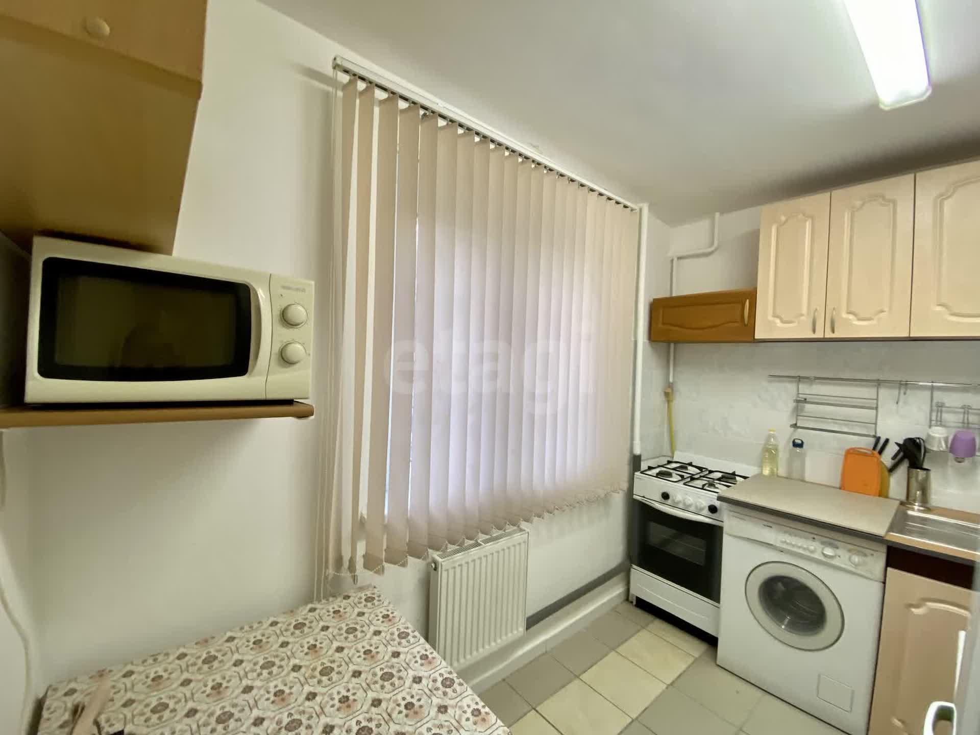 4 комн. квартира, 59.2 м², 1 этаж 