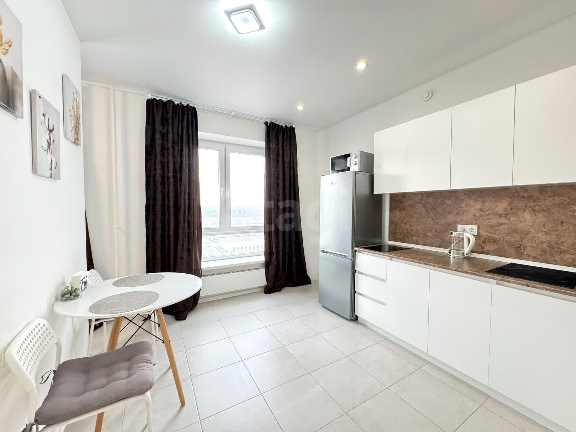 1 комн. квартира, 34 м², 10 этаж 