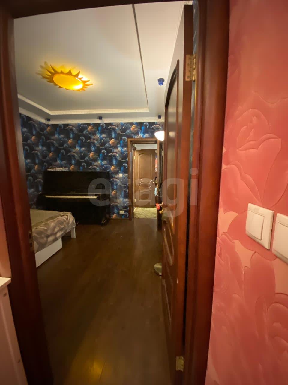 3 комн. квартира, 90 м², 5 этаж 