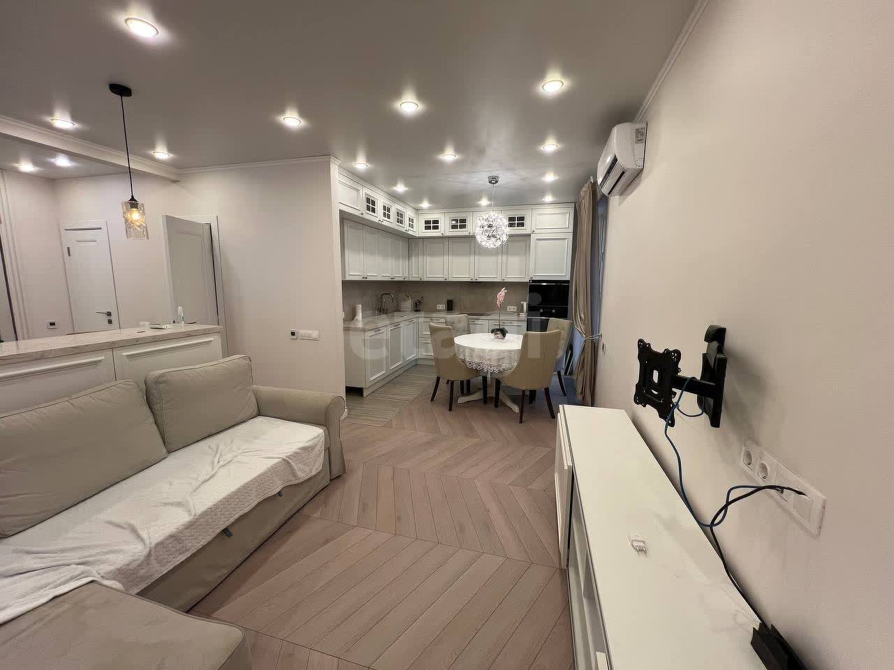3 комн. квартира, 72 м², 6 этаж 