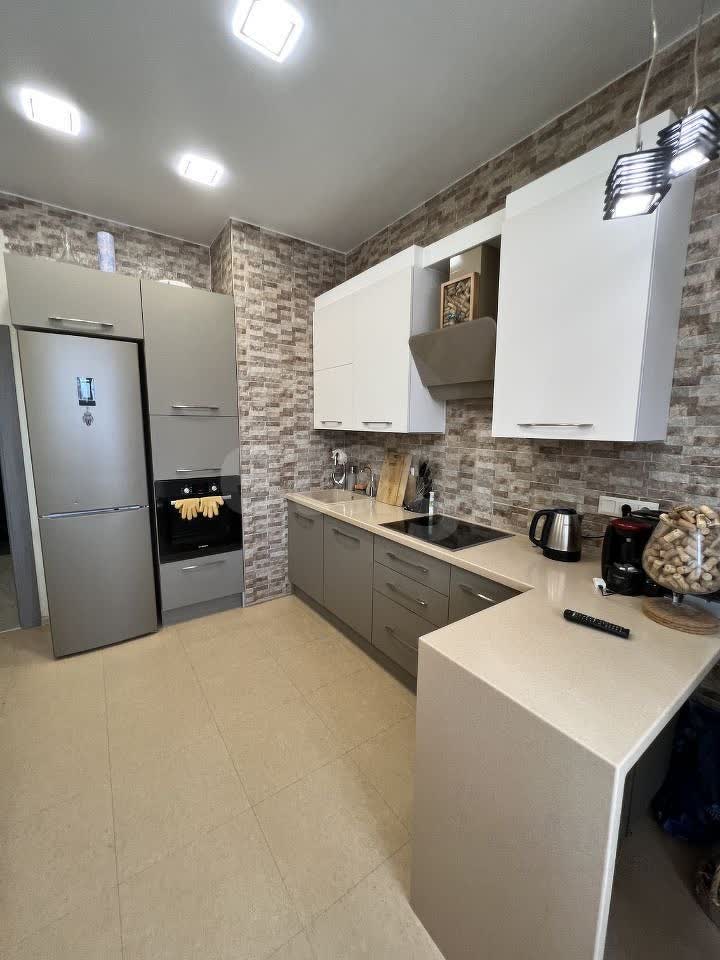 2 комн. квартира, 65.9 м², 11 этаж 