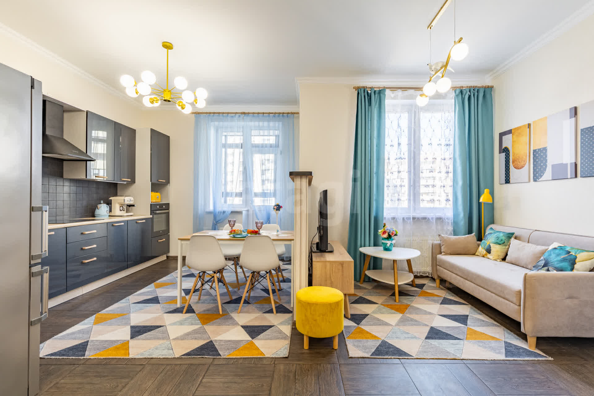 2 комн. квартира, 67.7 м², 8 этаж 