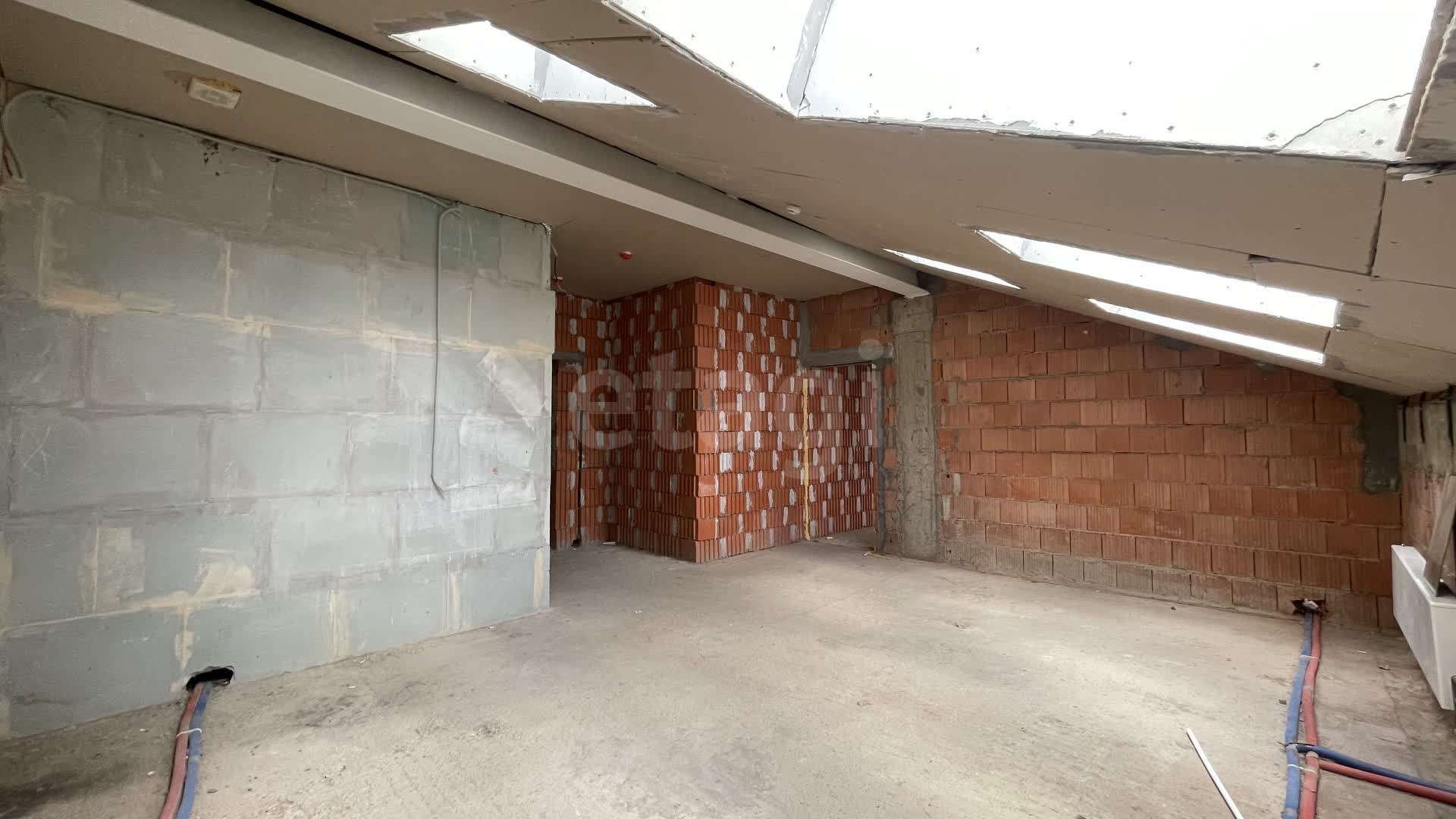 2 комн. квартира, 62.8 м², 5 этаж 