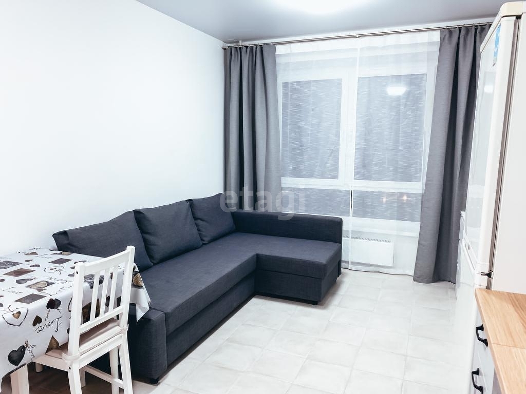 1 комн. квартира, 42.2 м², 13 этаж 