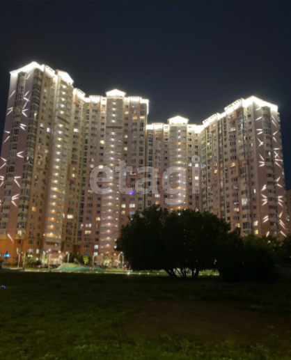 3 комн. квартира, 130.1 м², 15 этаж 