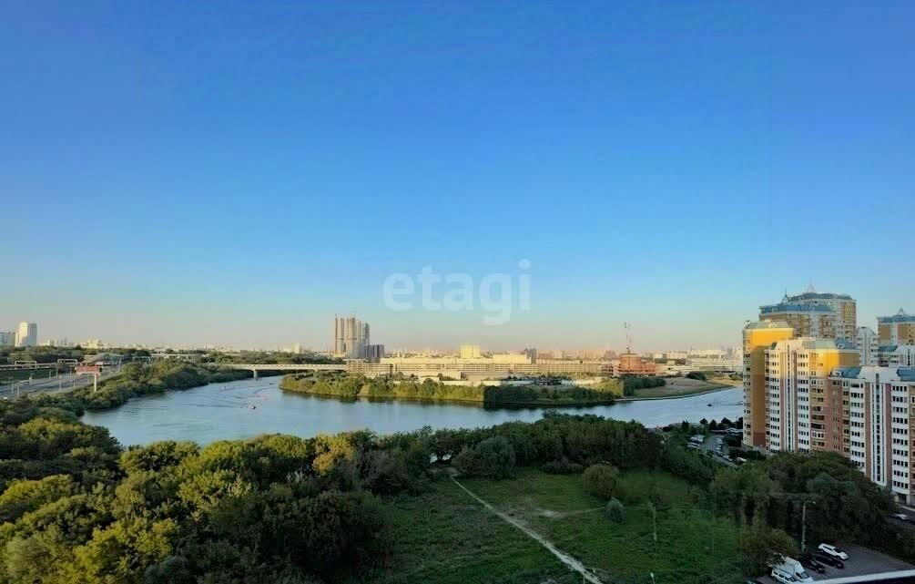 1 комн. квартира, 45 м², 23 этаж 