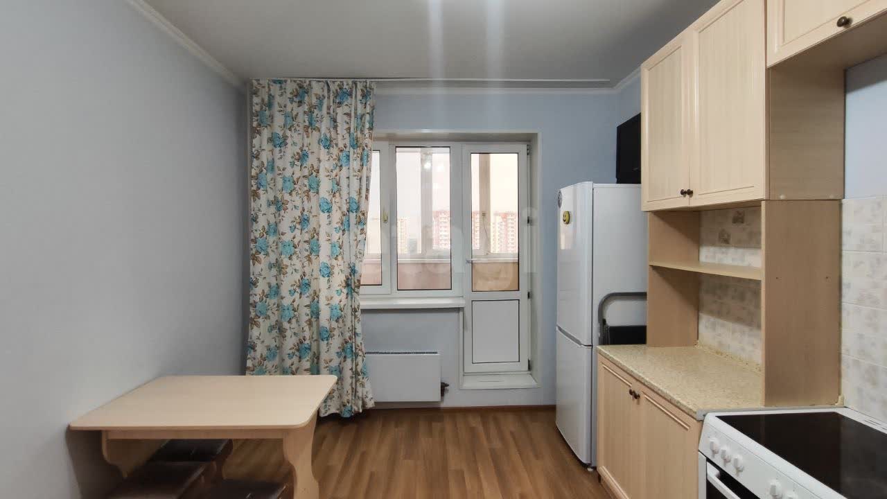 1 комн. квартира, 46 м², 13 этаж 