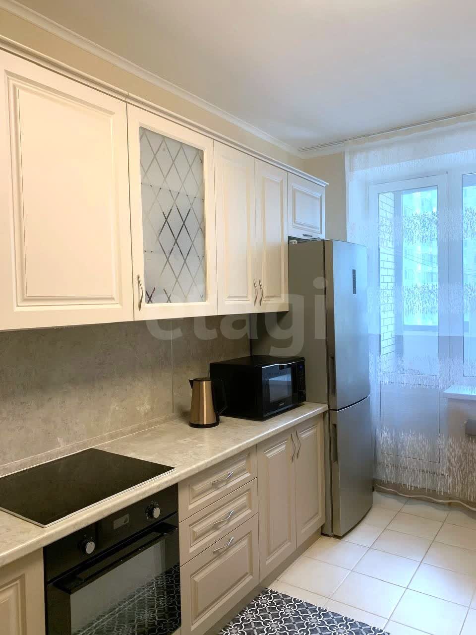 2 комн. квартира, 52.4 м², 10 этаж 