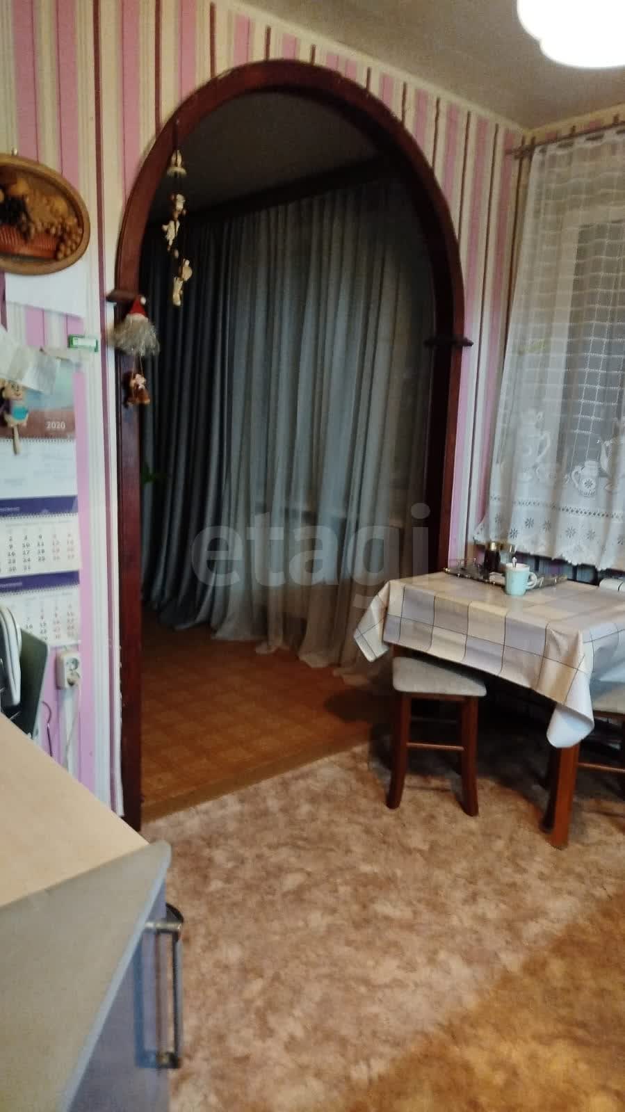 3 комн. квартира, 64.4 м², 14 этаж 
