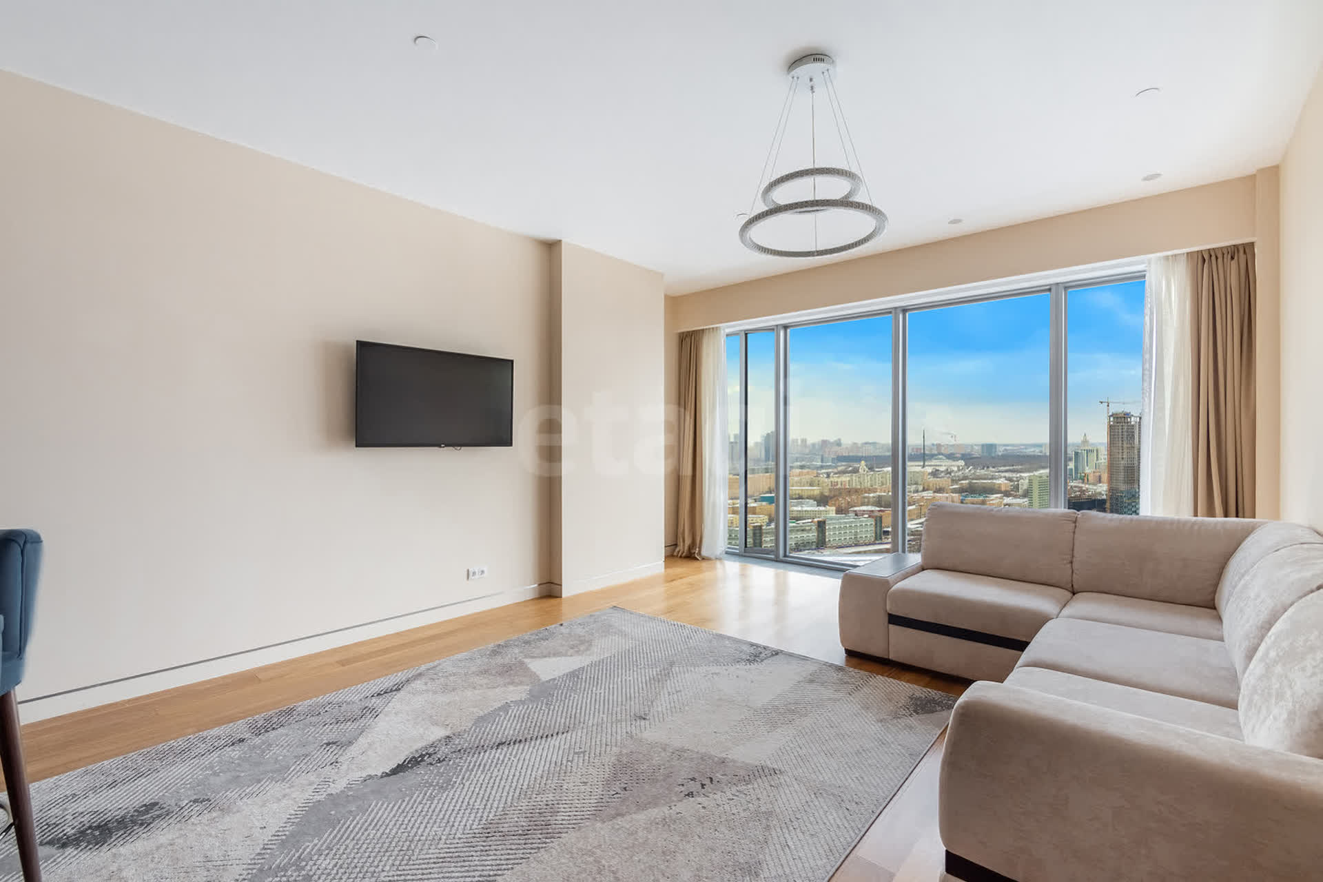 2 комн. квартира, 91 м², 36 этаж 