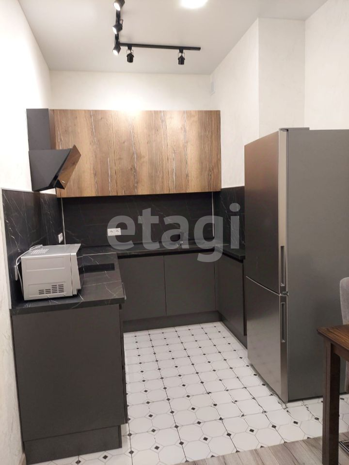 2 комн. квартира, 42 м², 22 этаж 