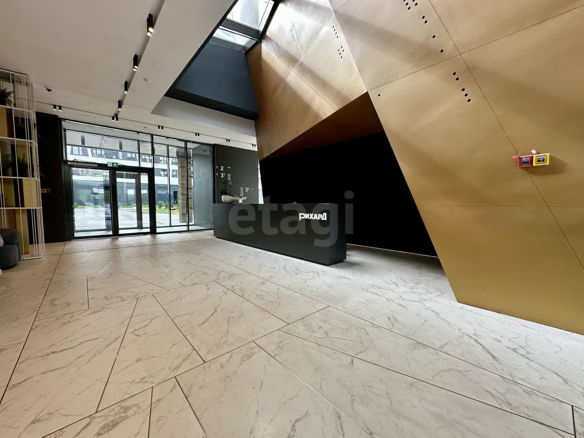 2 комн. квартира, 60.4 м², 4 этаж 