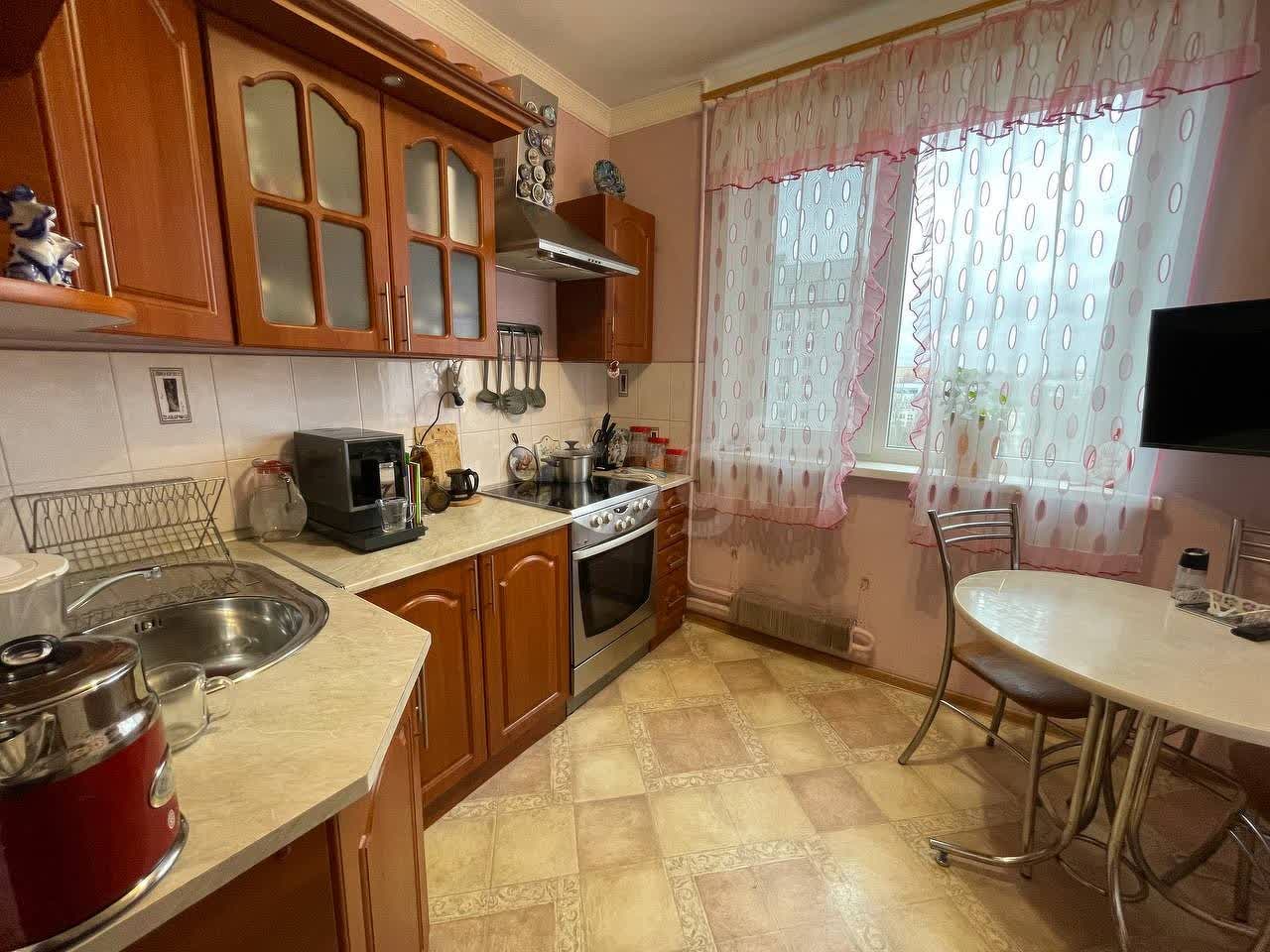 3 комн. квартира, 61.5 м², 9 этаж 