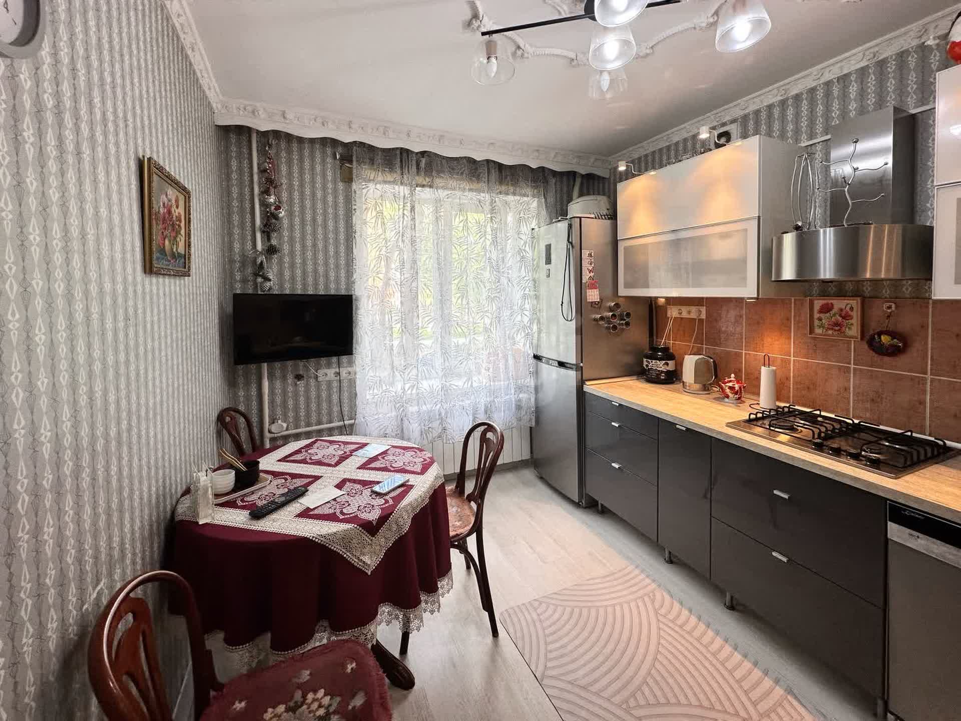 2 комн. квартира, 50 м², 1 этаж 