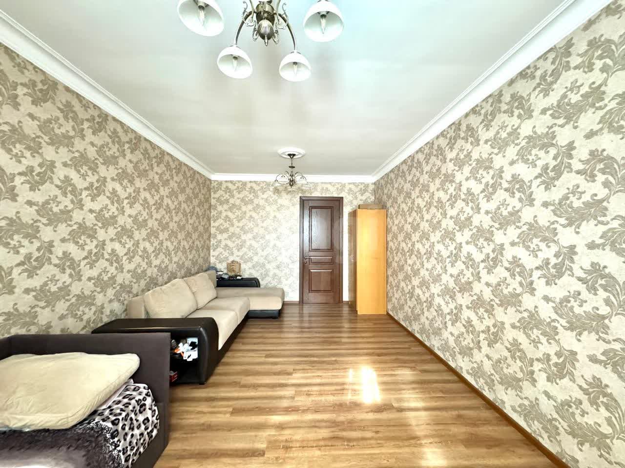 2 комн. квартира, 77.6 м², 6 этаж 