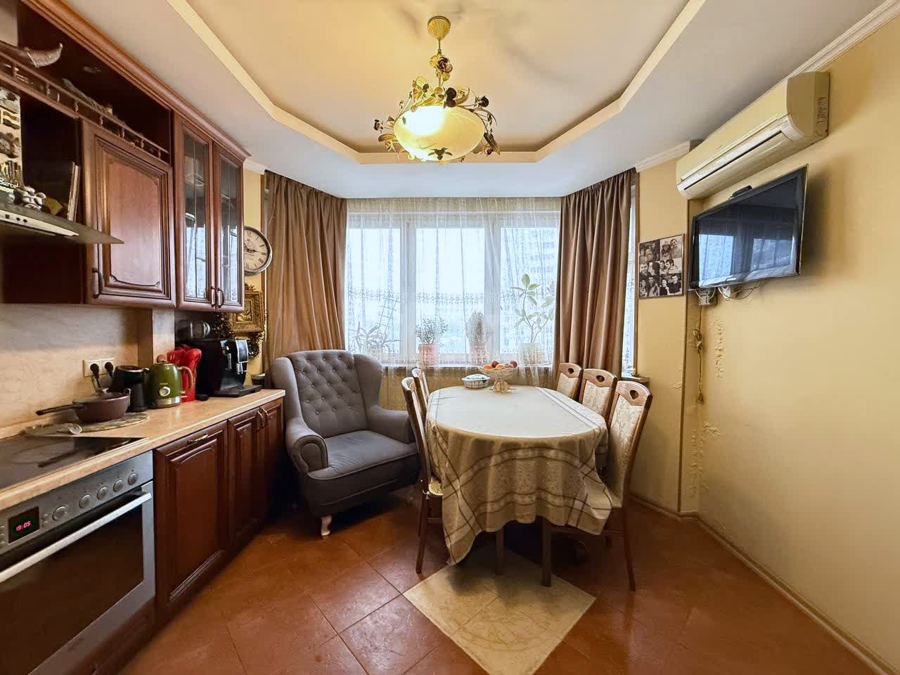 3 комн. квартира, 76.1 м², 7 этаж 