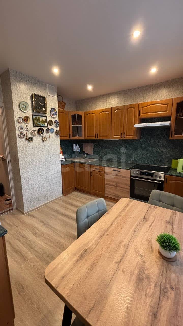 2 комн. квартира, 65.2 м², 2 этаж 