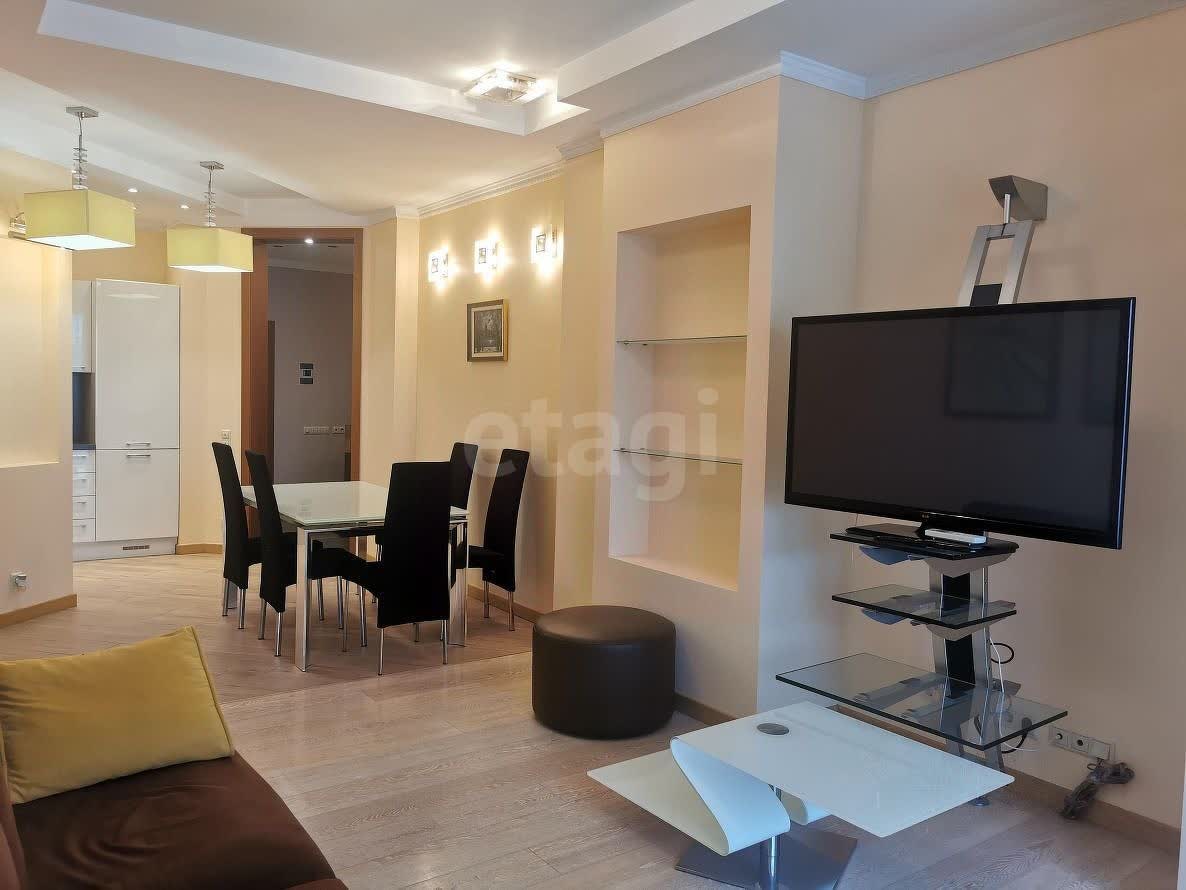 2 комн. квартира, 75.2 м², 7 этаж 