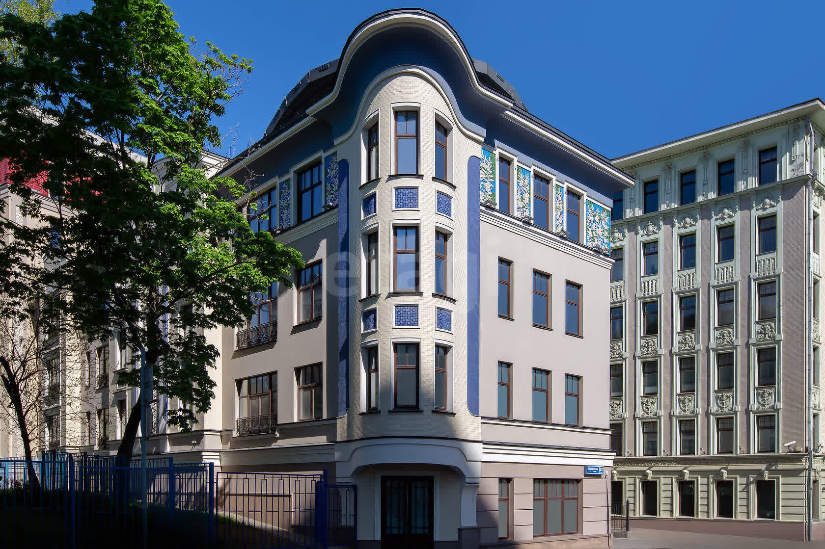 3 комн. квартира, 88.4 м², 4 этаж 