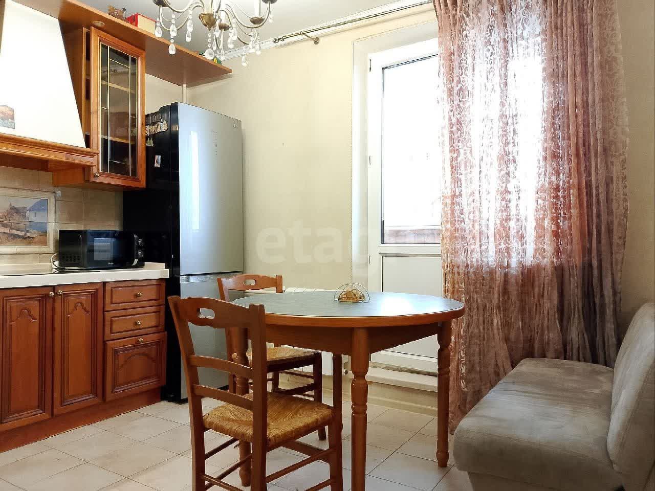 3 комн. квартира, 77.5 м², 18 этаж 
