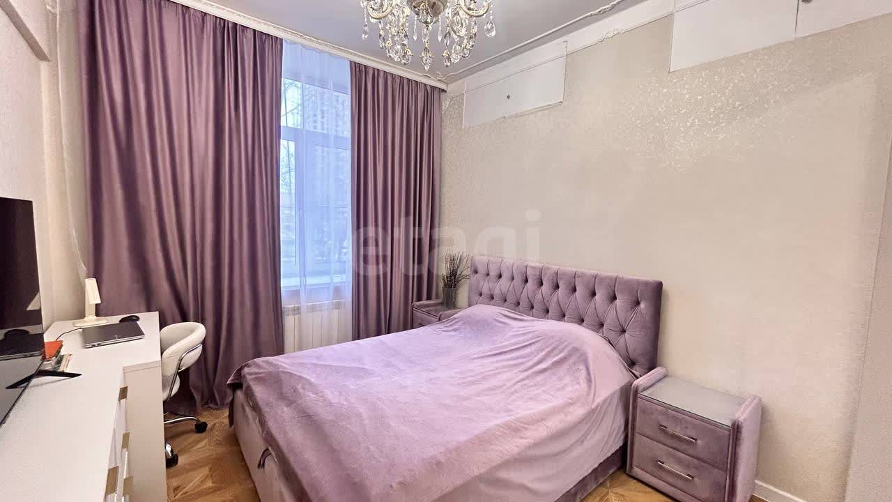 3 комн. квартира, 82 м², 2 этаж 