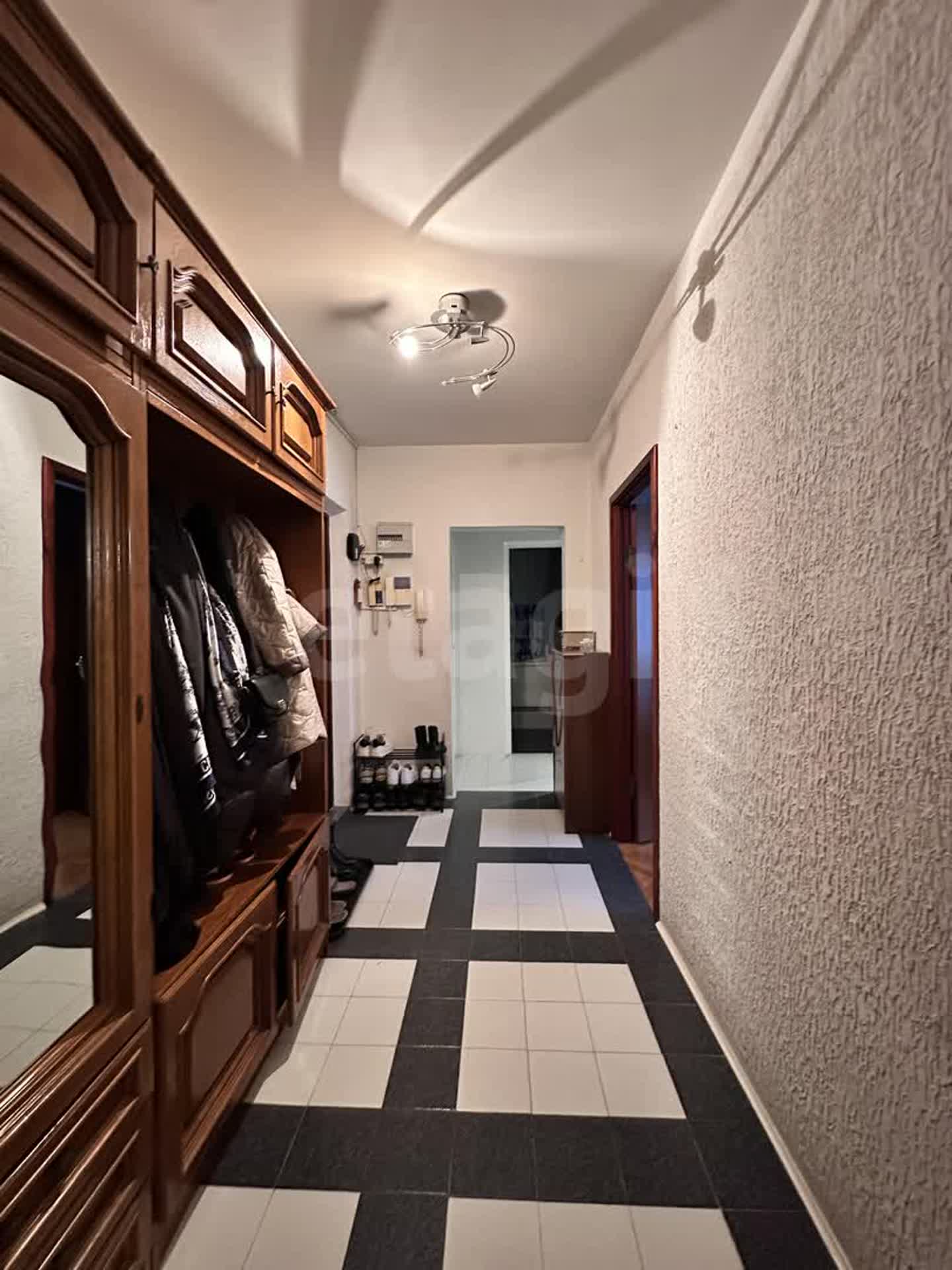 3 комн. квартира, 77.3 м², 9 этаж 