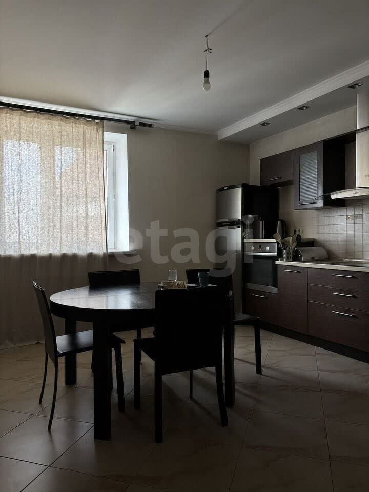 3 комн. квартира, 77 м², 14 этаж 