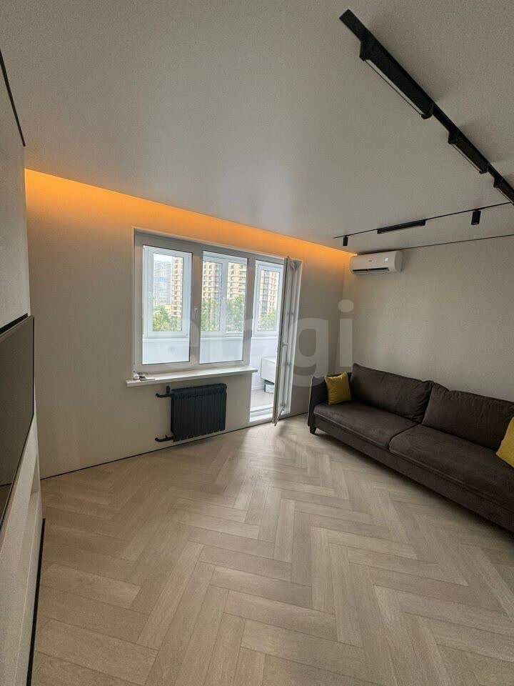1 комн. квартира, 40 м², 8 этаж 