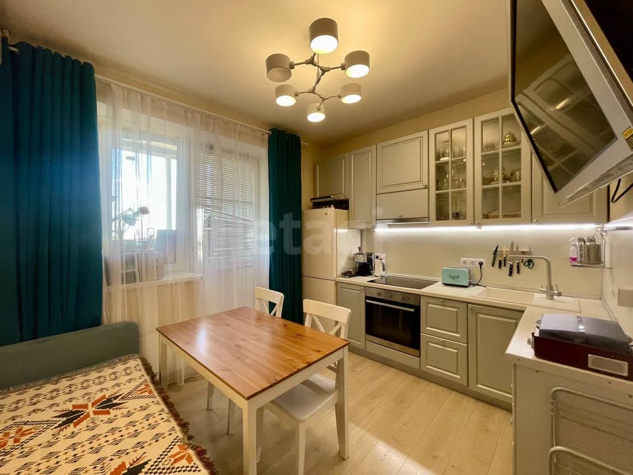 1 комн. квартира, 45.3 м², 15 этаж 