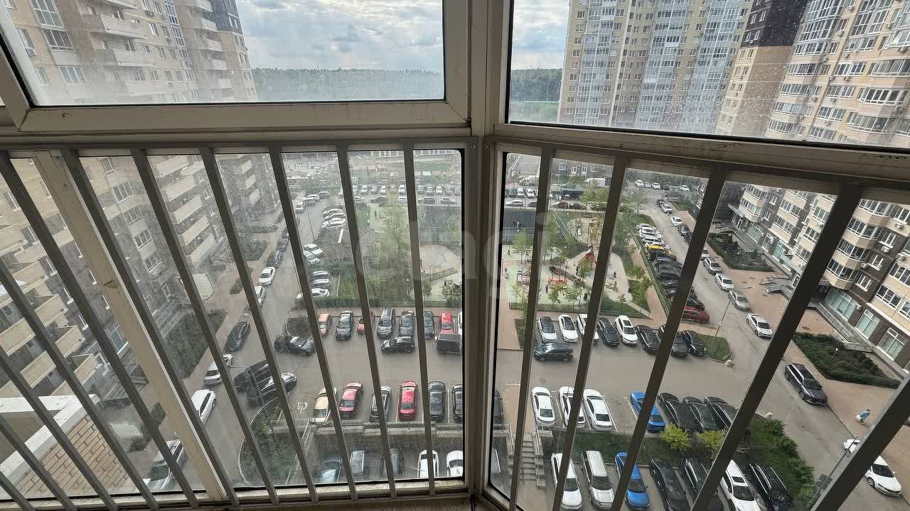 2 комн. квартира, 80.7 м², 10 этаж 
