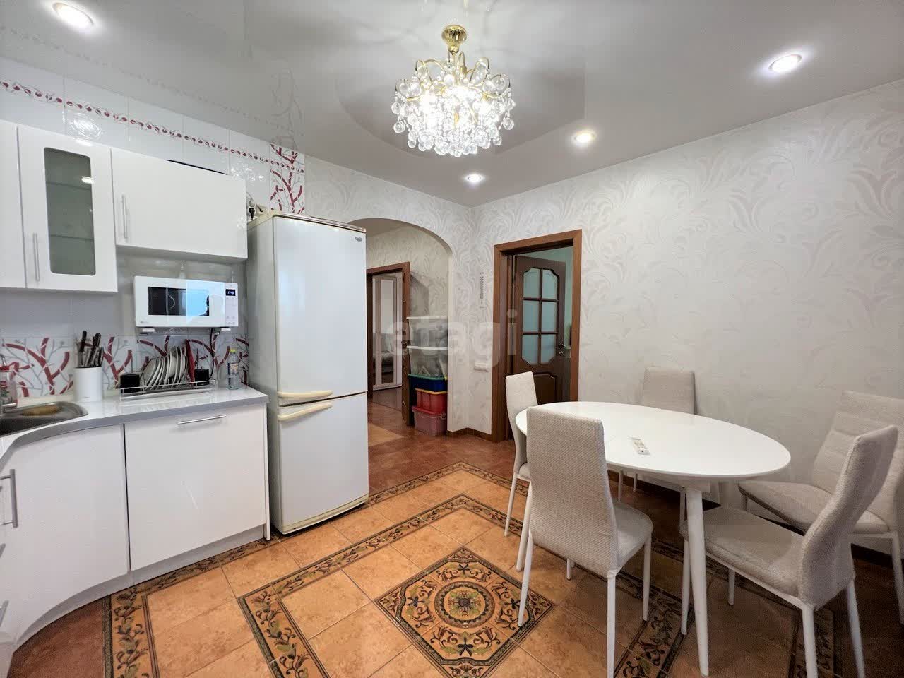 2 комн. квартира, 65 м², 23 этаж 