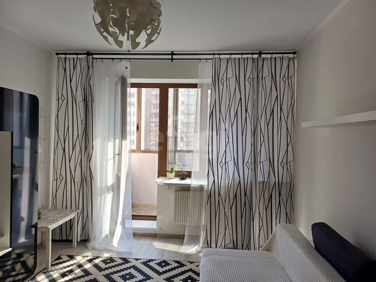 1 комн. квартира, 43.7 м², 4 этаж 
