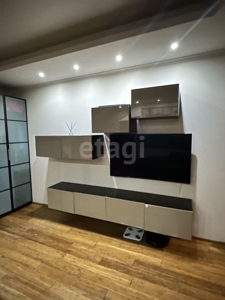 2 комн. квартира, 50.5 м², 24 этаж 