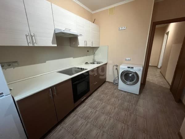 1 комн. квартира, 37.8 м², 16 этаж 