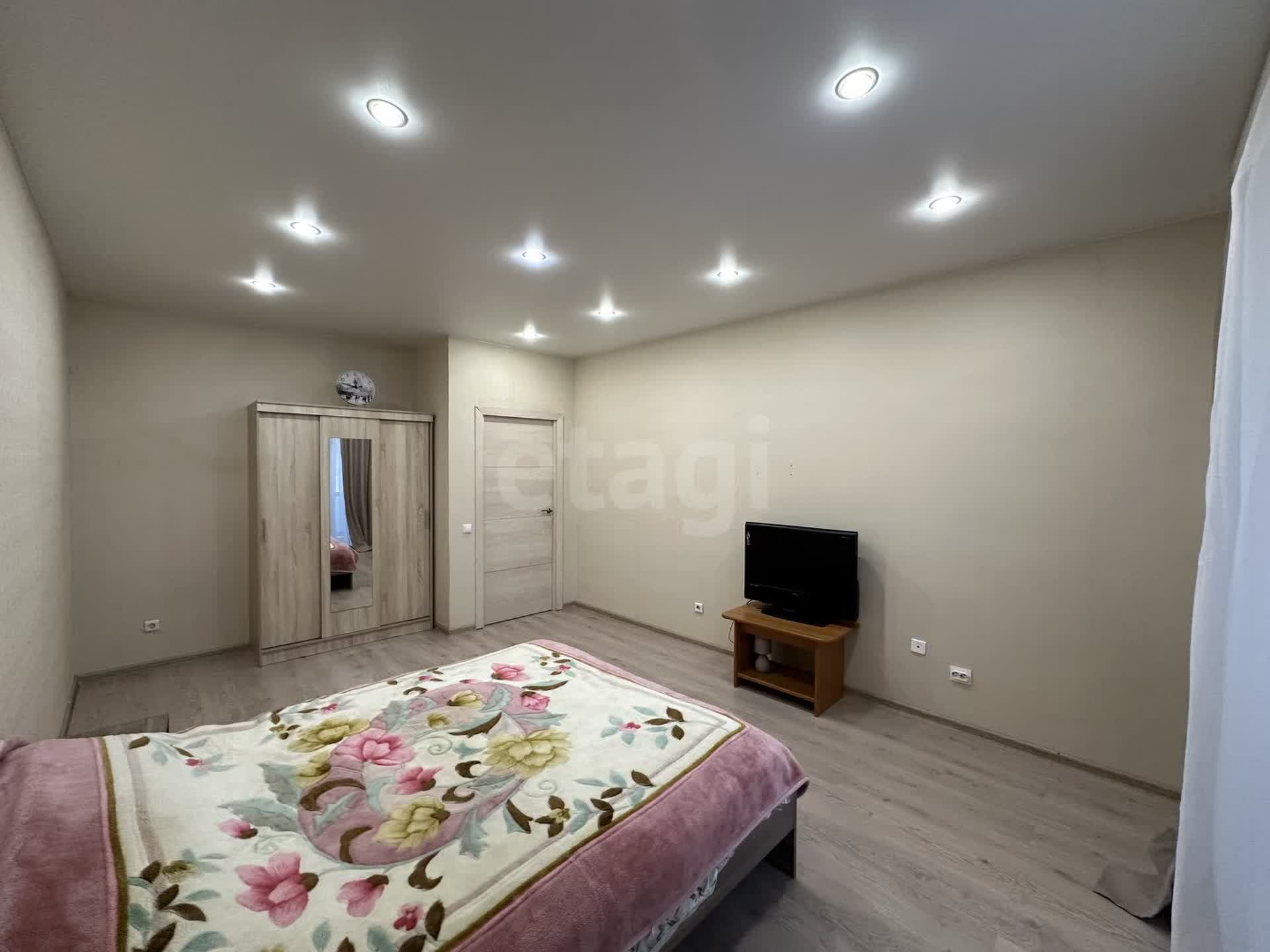 1 комн. квартира, 54.5 м², 5 этаж 