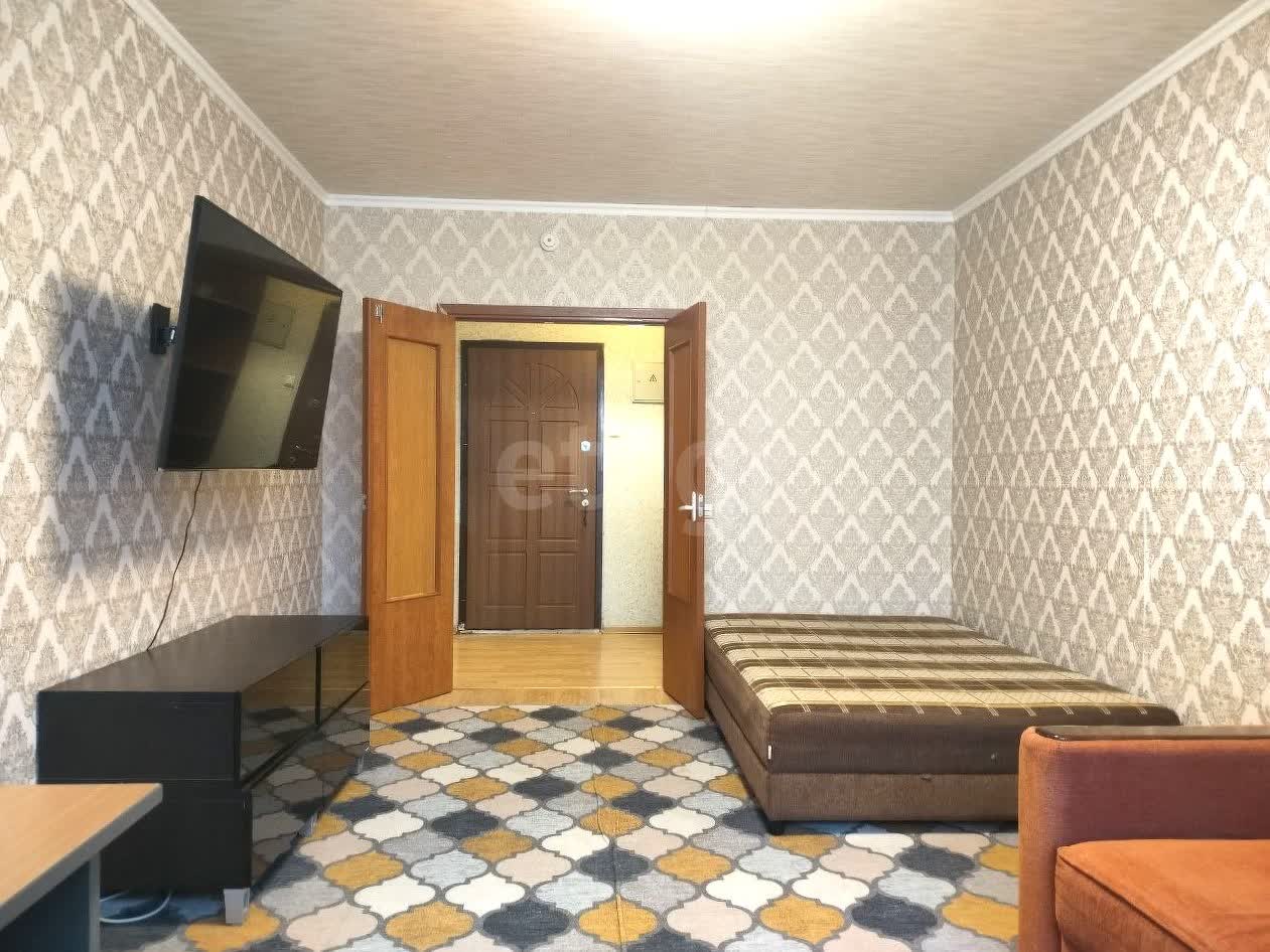 2 комн. квартира, 61.8 м², 17 этаж 