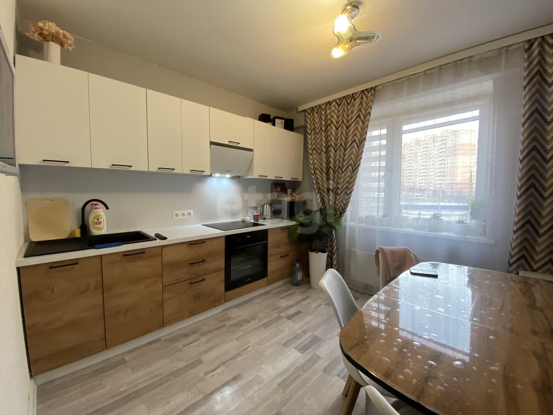 3 комн. квартира, 86 м², 2 этаж 