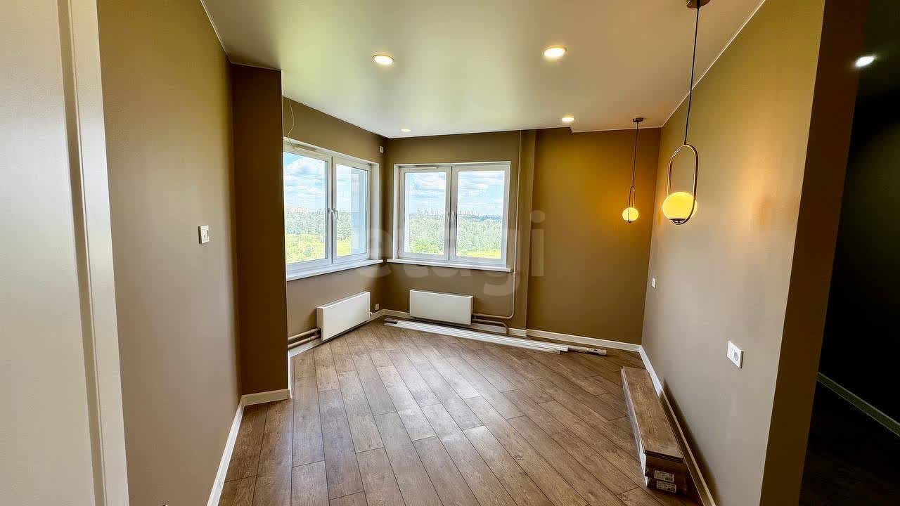 4 комн. квартира, 95.6 м², 10 этаж 