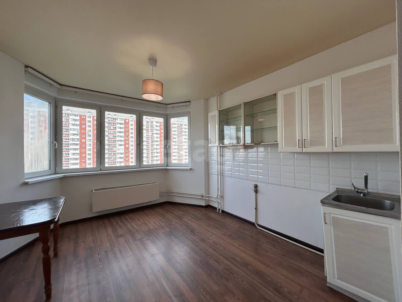 2 комн. квартира, 61.8 м², 10 этаж 