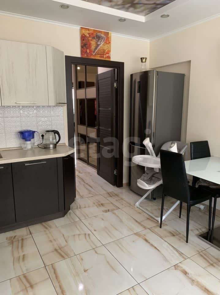 2 комн. квартира, 62.8 м², 7 этаж 
